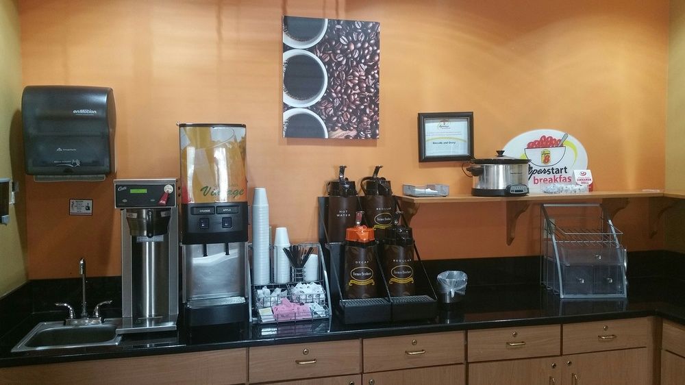 Sonesta Essential Hotel Блу Спрингс Екстериор снимка